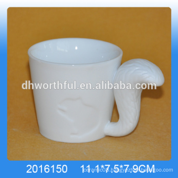 2016 high quality ceramic squirrel mug,porcelain squirrel mug,porcelain squirrel cup